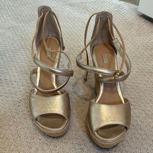 Ugg Women's Heels Gold Size 6.5
